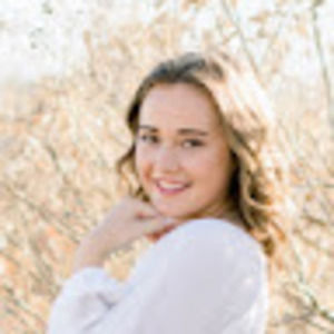 Meet your Posher, Lauren